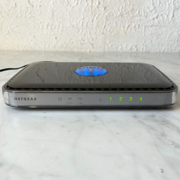 Netgear Router RangeMax Duo Wireless-N Router WNDR3300 - Picture 3 of 7